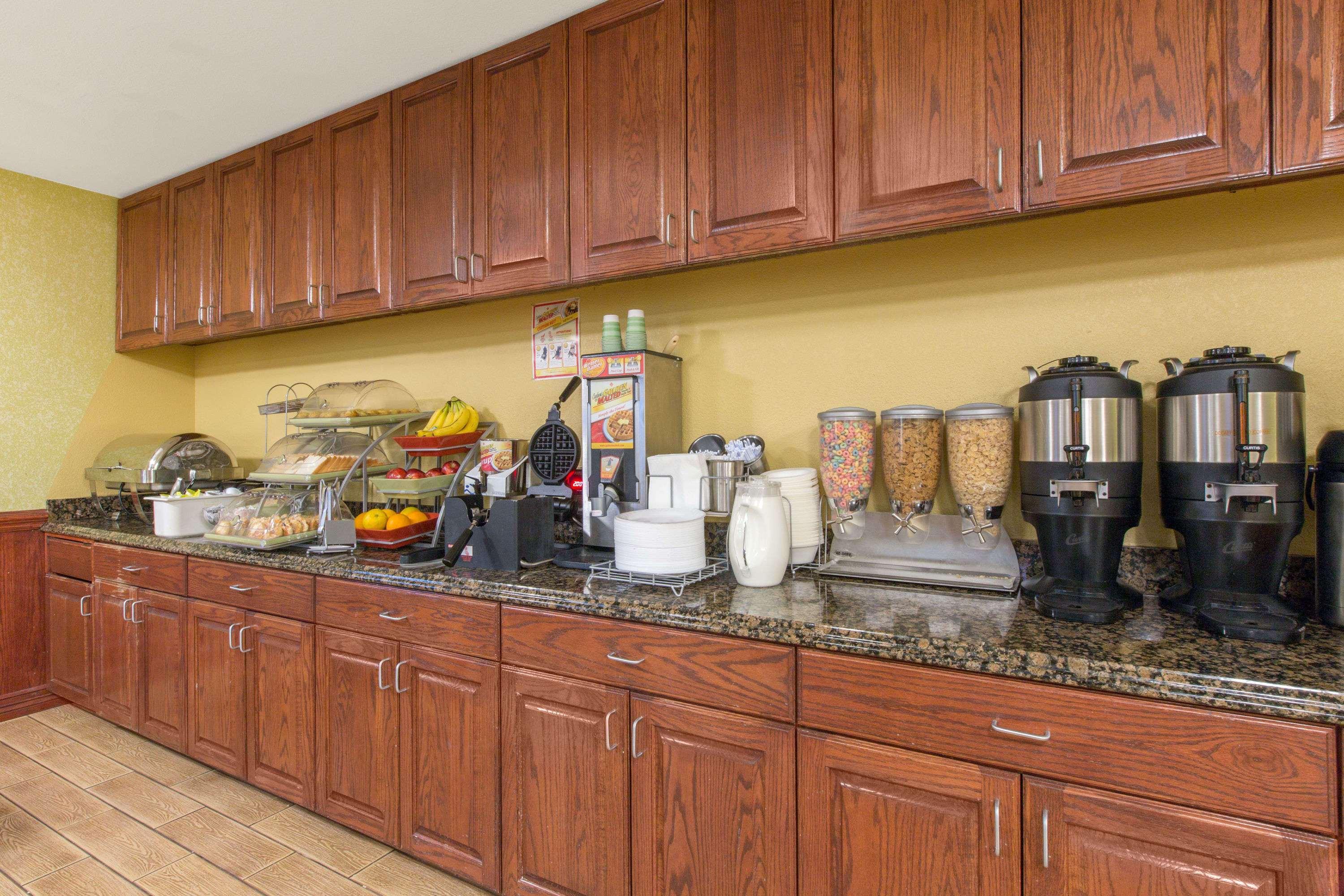 Hawthorn Extended Stay By Wyndham Corpus Christi Padre Isle Exterior foto